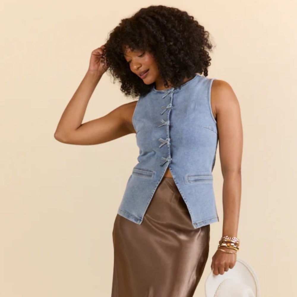 PINK LILY | Western Ties Bow Denim Vest - Picture 5 of 9